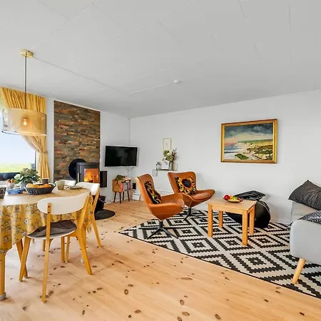 Holiday home Villum - 50m From The Sea By Interhome *